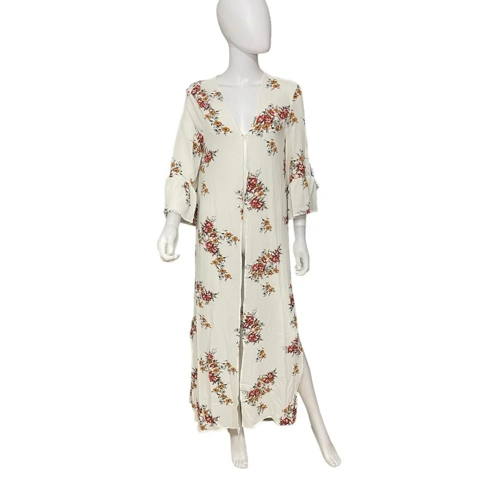Blushing Heart Floral Ivory Duster - Picture 3 of 9